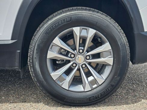 Used 2026 Chevrolet Equinox LT image 27