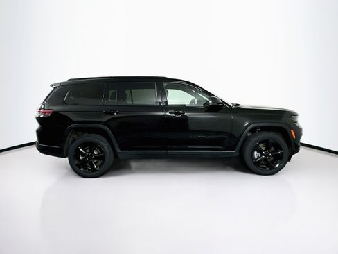 Used 2023 Jeep Grand Cherokee L Laredo AWD/4WD image 32