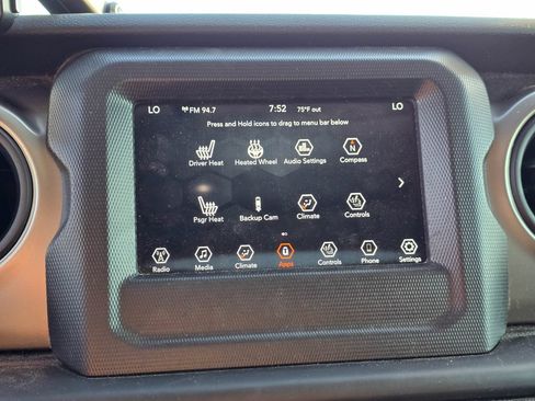 Used 2018 Jeep Wrangler Unlimited Sport S AWD/4WD image 15