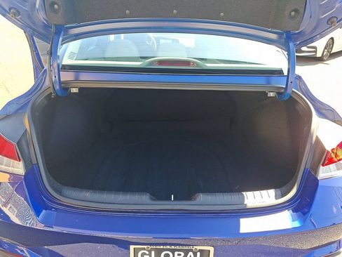 Used 2023 Hyundai Elantra SEL w/ Convenience Package FWD image 30