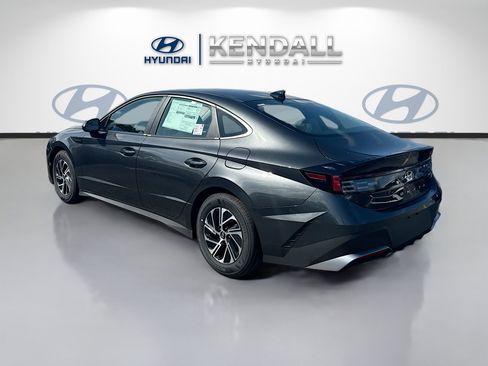 New 2026 Hyundai Sonata Blue FWD image 4
