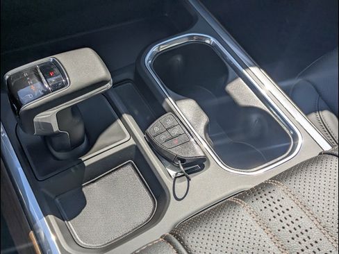 New 2026 Chevrolet Silverado 1500 High Country w/ Technology Package image 29