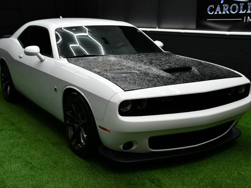 Used 2023 Dodge Challenger R/T Scat Pack RWD image 5