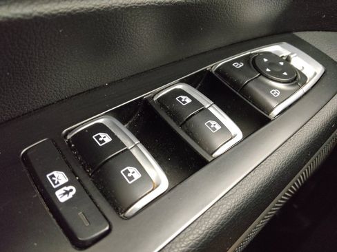 Used 2020 Kia Telluride LX FWD image 27