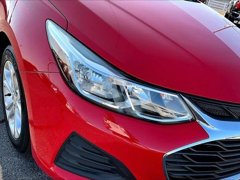 Used 2019 Chevrolet Cruze LS w/ LS Convenience Package image 30