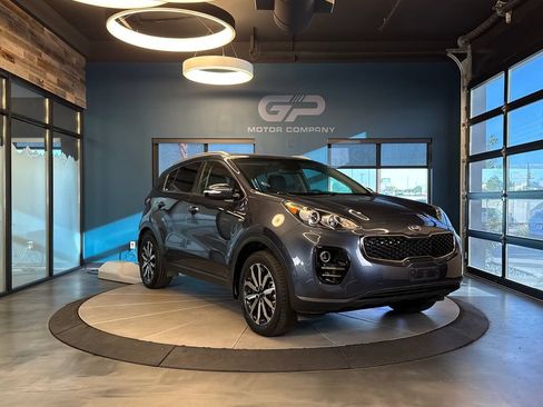 Used 2019 Kia Sportage EX AWD/4WD image 1