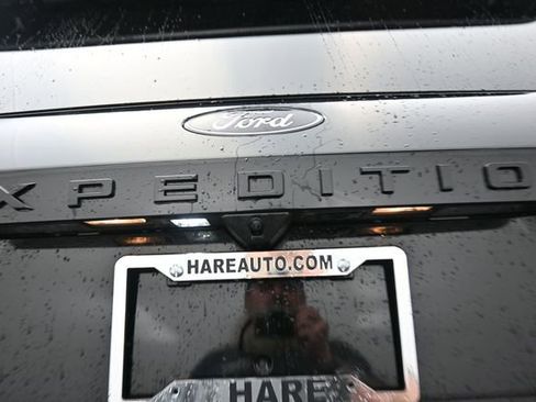 Used 2025 Ford Expedition Platinum w/ Stealth Appearance Package AWD/4WD image 27