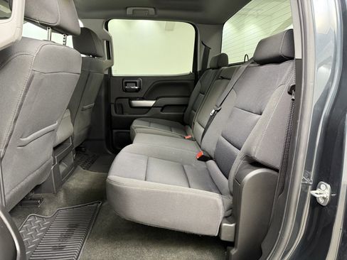 Used 2018 Chevrolet Silverado 1500 LT w/ All Star Edition image 17