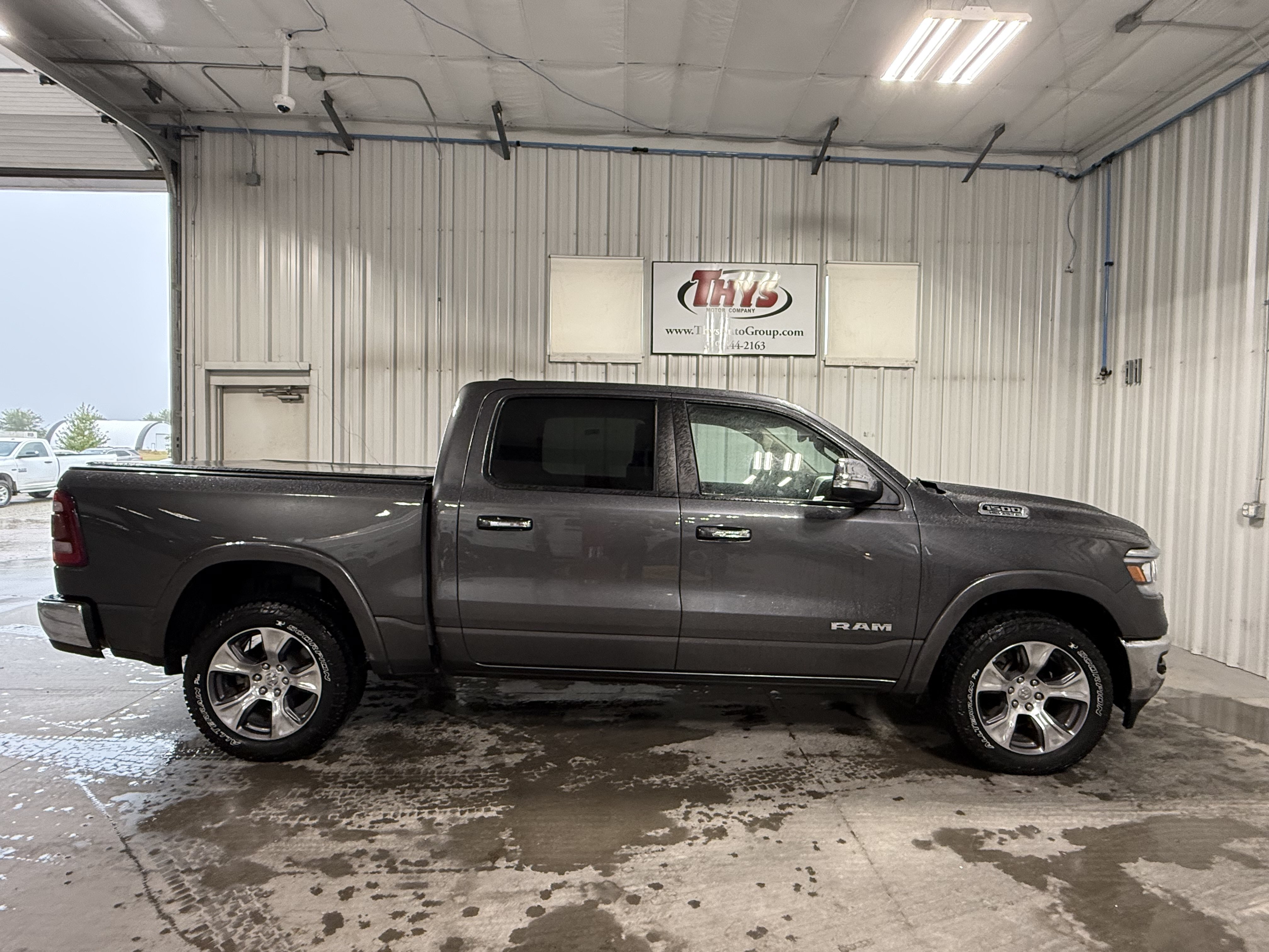 Used 2020 RAM 1500 Laramie AWD/4WD image 2