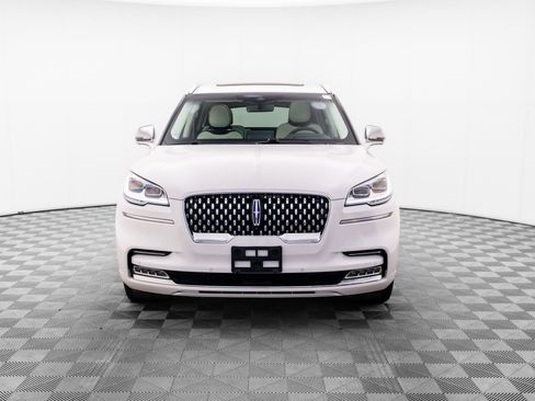 Used 2021 Lincoln Aviator Black Label Grand Touring AWD/4WD image 8