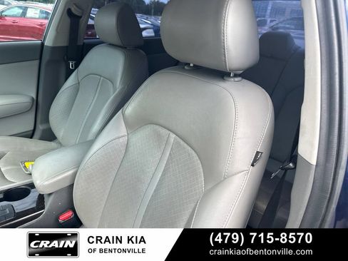 Used 2017 Kia Optima EX FWD image 17