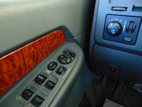 Used 2006 Dodge Ram 1500 Truck SLT w/ Quad Cab Big Horn Value Group image 11