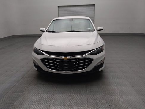 Used 2021 Chevrolet Malibu LT FWD image 15