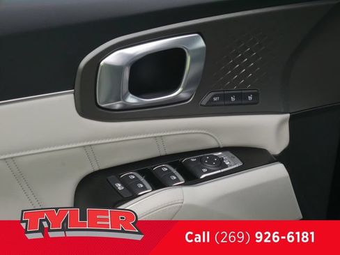 Used 2023 Kia Sorento SX Prestige AWD/4WD image 22