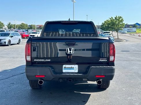 Used 2023 Honda Ridgeline Sport image 6