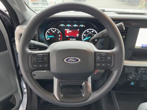 New 2026 Ford F250 XL w/ XL Chrome Package image 15