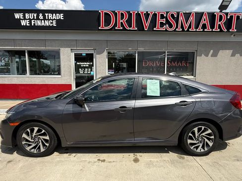 Used 2017 Honda Civic EX image 5