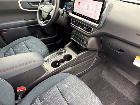 New 2025 Ford Bronco Sport Heritage w/ Convenience Package image 17