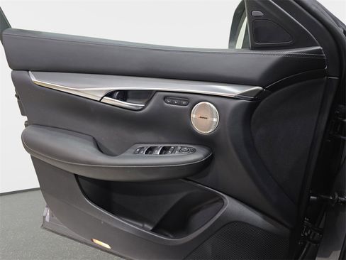 Used 2024 INFINITI QX50 Luxe image 29