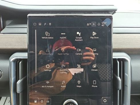 New 2026 GMC Acadia Denali w/ Super Cruise Package image 30