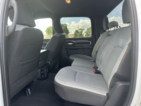 Used 2024 RAM 2500 Big Horn AWD/4WD image 15