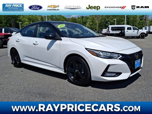 Used 2023 Nissan Sentra SR w/ Midnight Edition Package FWD image 1