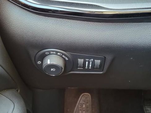 Used 2024 Jeep Compass Trailhawk w/ Trailhawk Elite Group image 27