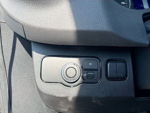 Used 2024 Mercedes-Benz Sprinter 2500 image 34