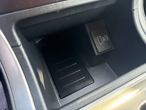 Used 2024 Ford Edge SEL w/ Convenience Package image 34