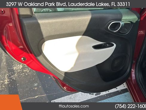 Used 2014 FIAT 500L Easy image 25