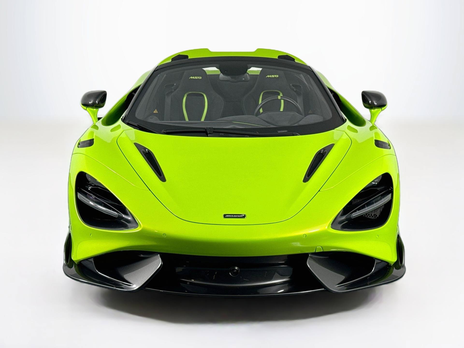 Used 2022 McLaren 765LT RWD image 2