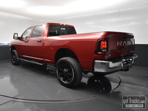 Used 2026 RAM 2500 Tradesman AWD/4WD image 5