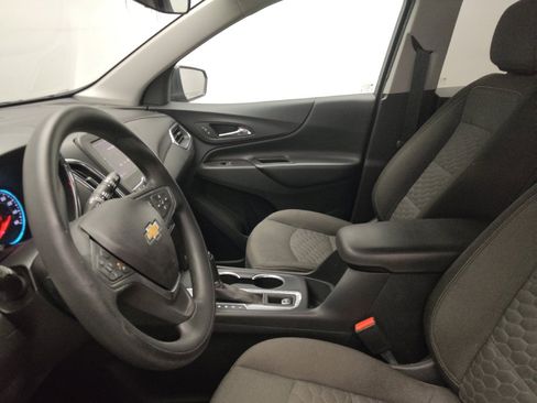 Used 2020 Chevrolet Equinox LT image 17