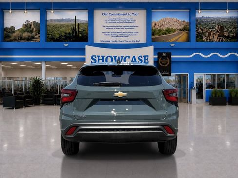 Used 2026 Chevrolet Trax LS FWD image 6