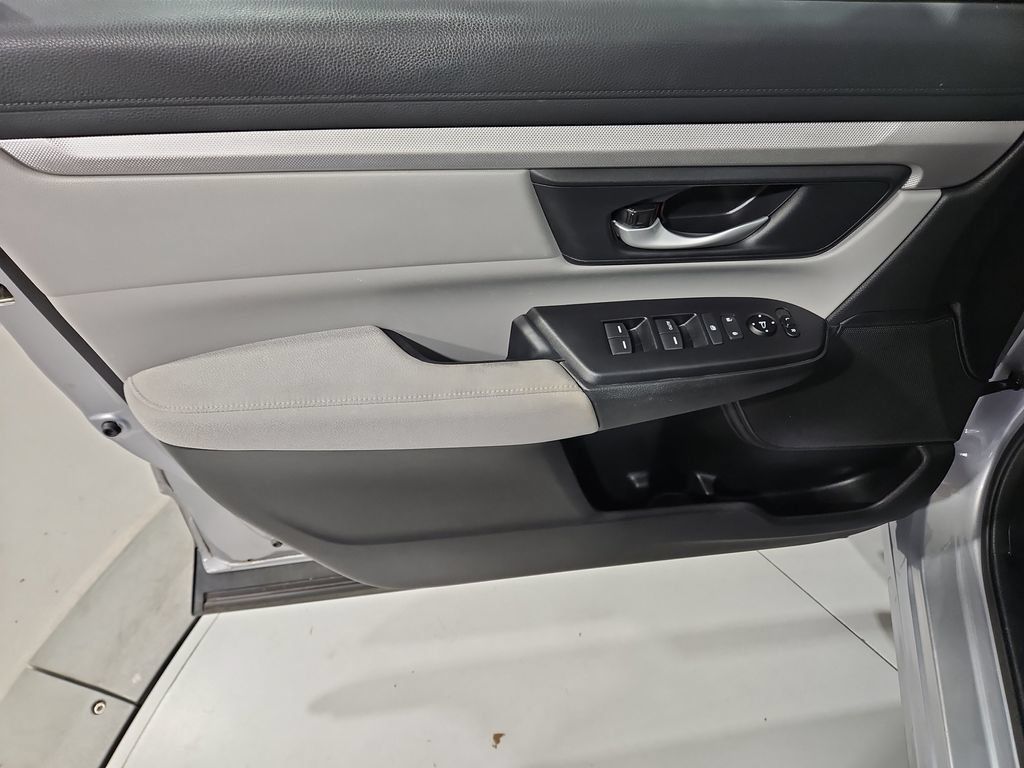 Used 2018 Honda CR-V LX image 10
