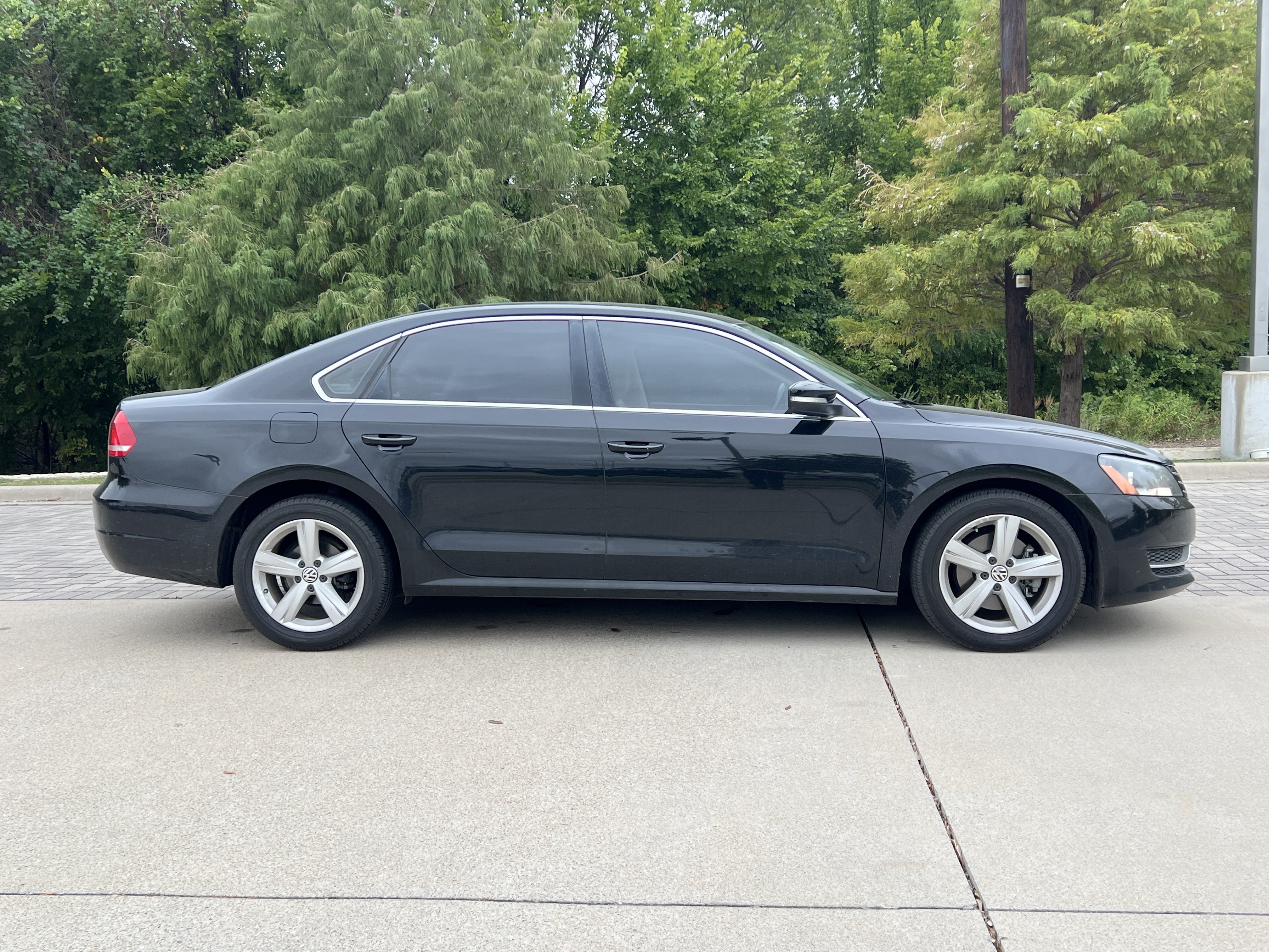 Used 2013 Volkswagen Passat 2.5 SE FWD image 10