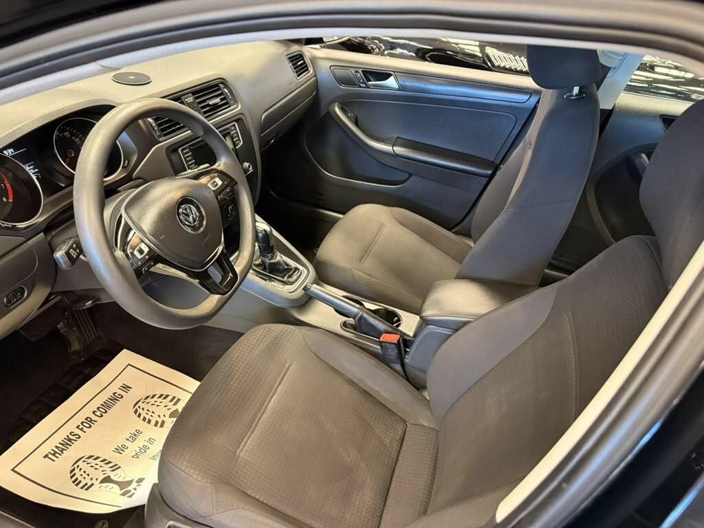 Used 2016 Volkswagen Jetta S FWD image 8
