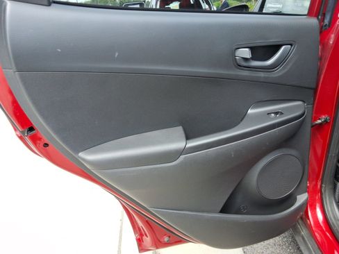 Used 2022 Hyundai Kona SEL AWD/4WD image 23
