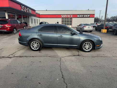 Used 2012 Ford Fusion SEL image 2