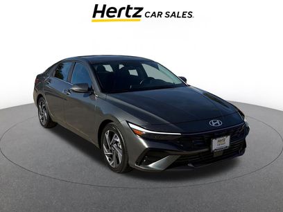 Used 2025 Hyundai Elantra Limited