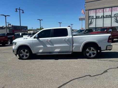 Used 2019 RAM 1500 Laramie AWD/4WD image 3