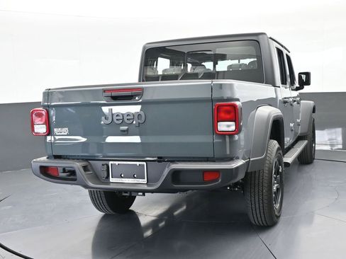 New 2026 Jeep Gladiator Sport image 5