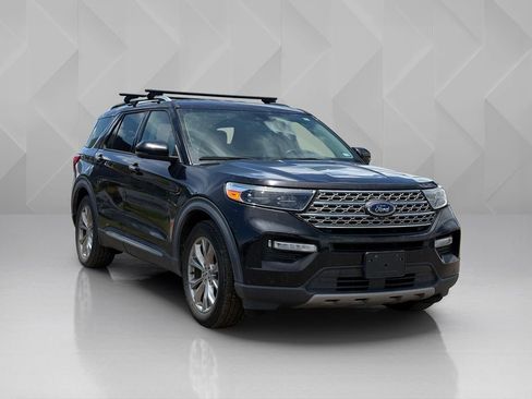 Used 2021 Ford Explorer Limited w/ Equipment Group 301A RWD image 3
