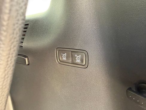 Certified 2025 Hyundai Santa Fe Calligraphy FWD image 31