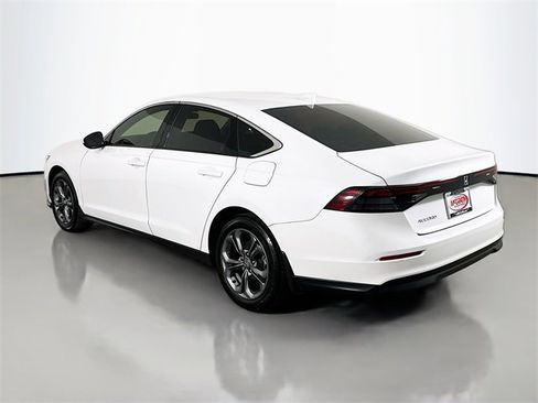 Certified 2023 Honda Accord EX image 16