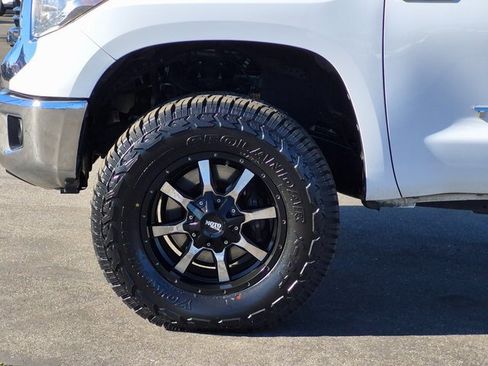 Used 2016 Toyota Tundra SR5 image 22