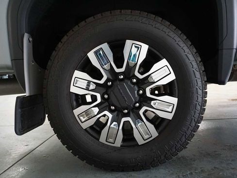 Certified 2024 GMC Sierra 3500 Denali w/ Denali Reserve Package image 13