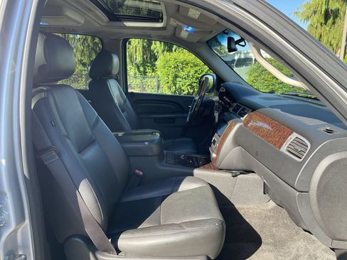 Used 2014 GMC Yukon XL Denali AWD/4WD image 26