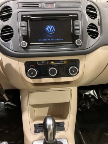 Used 2012 Volkswagen Tiguan S FWD image 26
