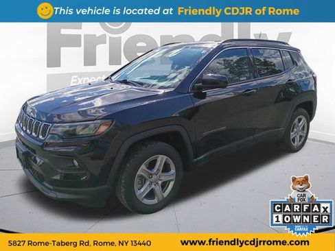 Used 2023 Jeep Compass Latitude w/ Convenience Group AWD/4WD image 1